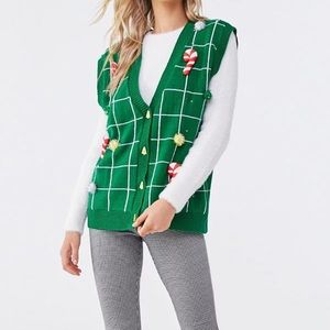 Forever 21 Green Ugly Sweater Vest with Lights! 🎄